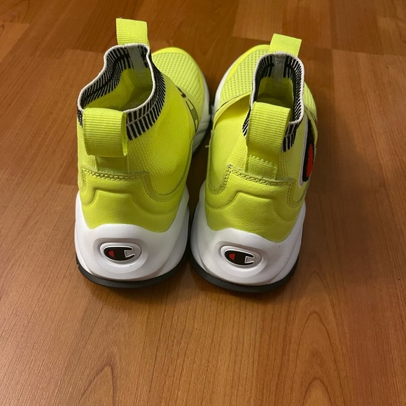 Champion Size 6Y also can fit womens size 7 Champion Sock Shoe - Picture 4 of 7